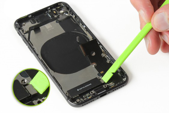 تعویض کانکتور شارژ آیفون 8