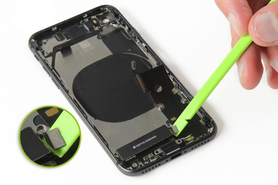 تعویض کانکتور شارژ آیفون 8