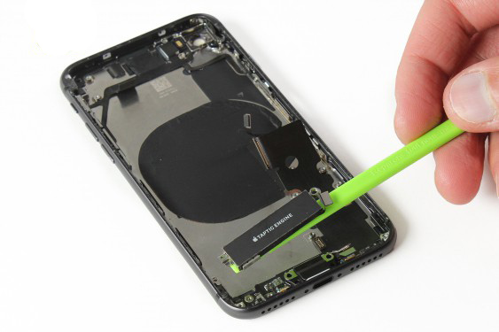 تعویض کانکتور شارژ آیفون 8