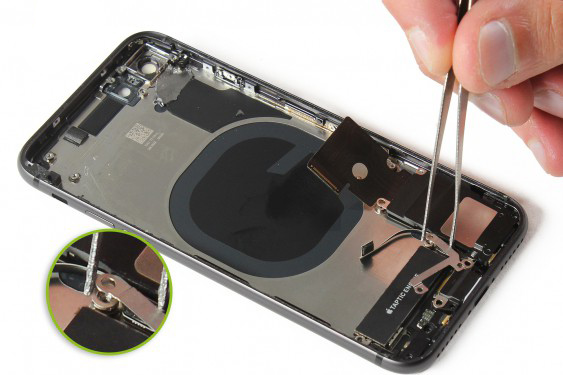 تعویض قاب و شاسی آیفون 8