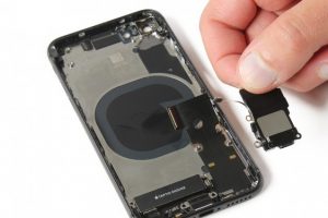 تعویض قاب و شاسی آیفون 8