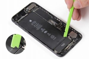 تعویض باتری آیفون 7 پلاس