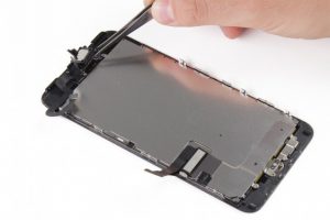 تعویض اسپیکر مکالمه آیفون7 پلاس