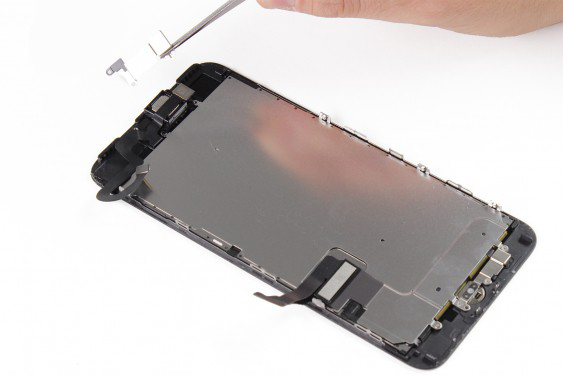 تعویض اسپیکر مکالمه آیفون7 پلاس