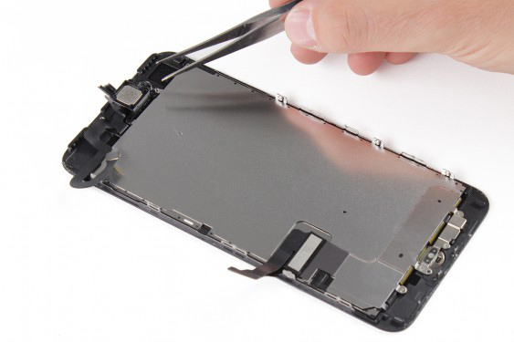 تعویض اسپیکر مکالمه آیفون7 پلاس