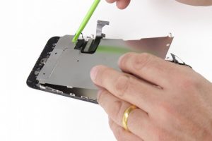 تعویض تاچ و ال سی دی آیفون 7 پلاس