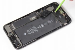 تعویض بلندگوی خارجی آیفون 7 پلاس