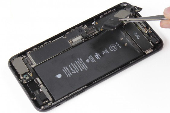 تعویض بلندگوی خارجی آیفون 7 پلاس