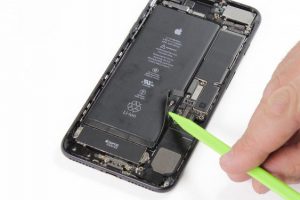 تعویض بلندگوی خارجی آیفون 7 پلاس