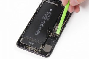 تعویض بلندگوی خارجی آیفون 7 پلاس