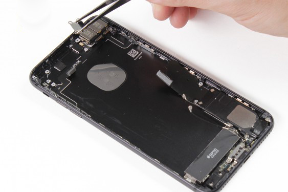 تعویض دکمه صدا آیفون 7 پلاس