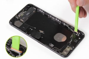 تعویض دکمه صدا آیفون 7 پلاس