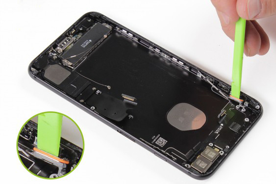 تعویض دکمه صدا آیفون 7 پلاس