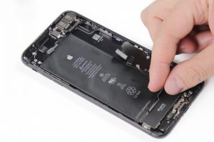 تعویض دکمه صدا آیفون 7 پلاس