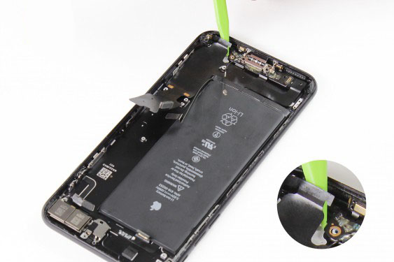 تعویض کانکتور شارژ آیفون 7 پلاس