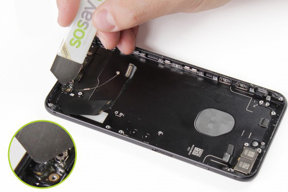 تعویض قاب و شاسی آیفون 7 پلاس