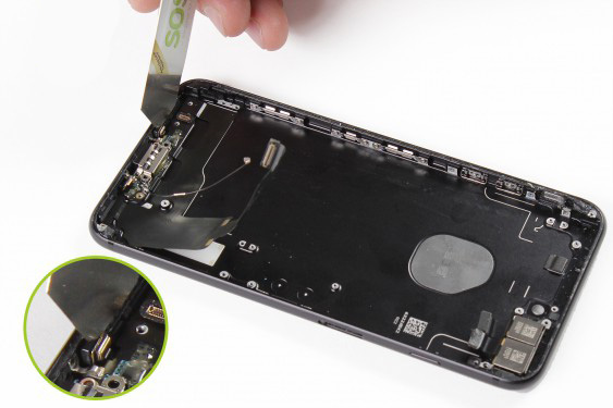 تعویض قاب و شاسی آیفون 7 پلاس