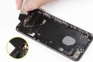 تعویض قاب و شاسی آیفون 7 پلاس