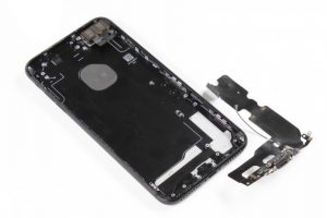 تعویض قاب و شاسی آیفون 7 پلاس