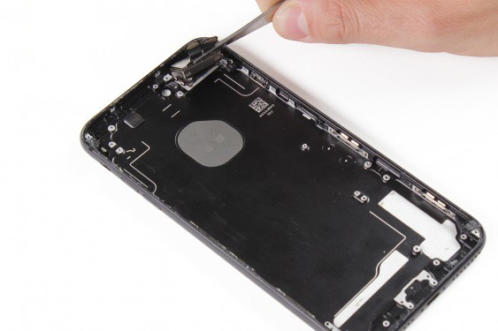 تعویض قاب و شاسی آیفون 7 پلاس