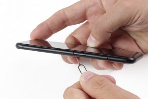 تعویض خشاب سیم کارت آیفون 7