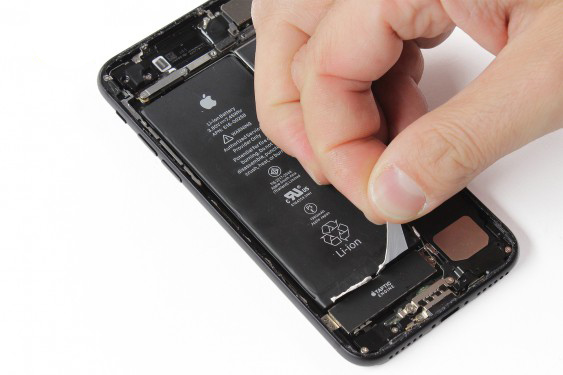 تعویض باتری آیفون 7