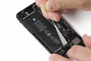 تعویض باتری آیفون 7