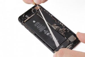 تعویض باتری آیفون 7
