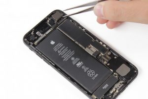 تعویض دوربین عقب آیفون 7