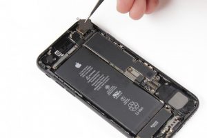 تعویض دوربین عقب آیفون 7