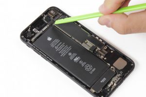 تعویض دوربین عقب آیفون 7