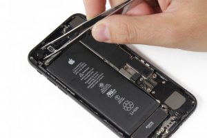 تعویض آنتن GSM آیفون 7