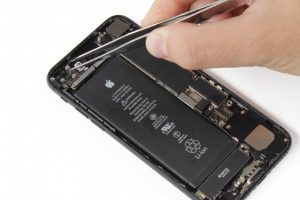 تعویض آنتن GSM آیفون 7