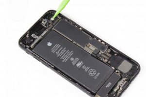 تعویض آنتن وای فای آیفون 7