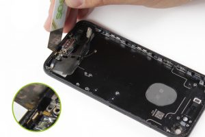 تعویض قاب و شاسی آیفون 7