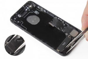 تعویض قاب و شاسی آیفون 7