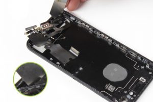 تعویض قاب و شاسی آیفون 7