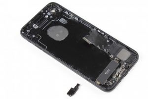 تعویض قاب و شاسی آیفون 7