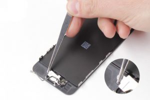 تعویض تاچ و ال سی دی آیفون SE