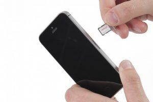 تعویض خشاب سیم کارت آیفون SE