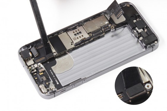 تعویض مادربرد آیفون SE