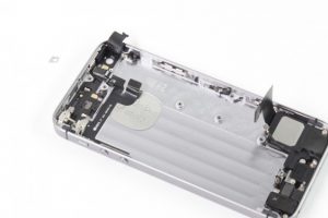 تعویض فلت کلید پاور آیفون SE