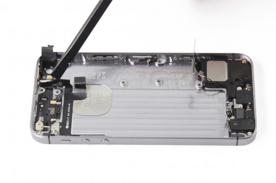 تعویض فلت کلید پاور آیفون SE