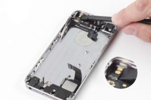 تعویض فلت کلید پاور آیفون SE