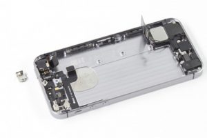 تعویض فلت کلید پاور آیفون SE