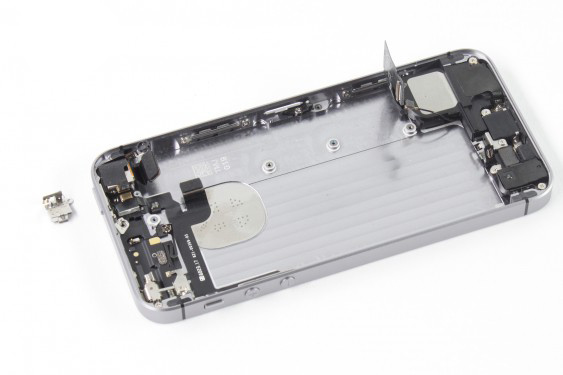 تعویض فلت کلید پاور آیفون SE