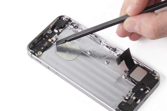 تعویض آنتن وای فای آیفون SE