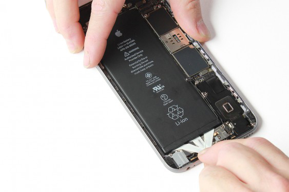 تعویض باتری آیفون 6 اس پلاس