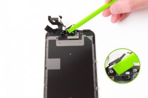 تعویض دوربین جلو آیفون 6 اس پلاس