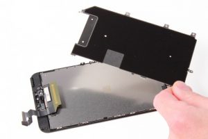 تعویض شیلد LCD آیفون 6 اس پلاس